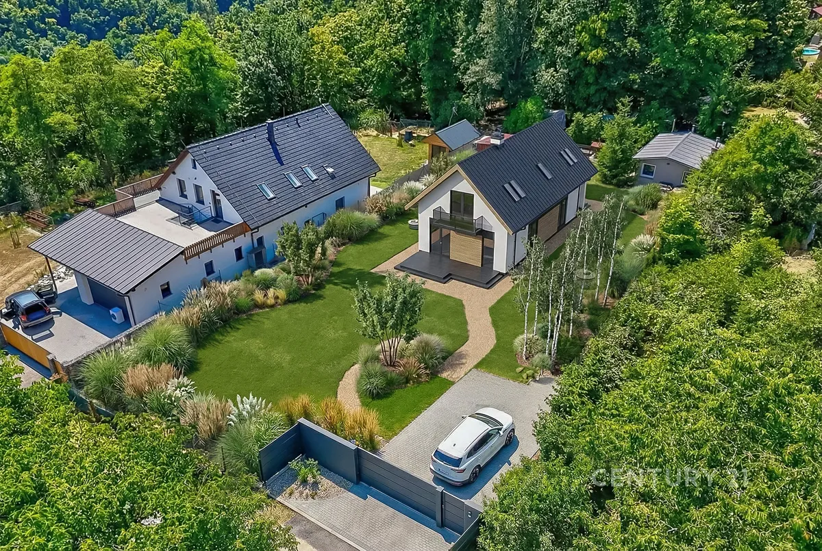 Prodej stavebního pozemku 1254 m²